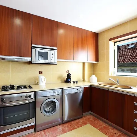 Casa De Betty Nazaré